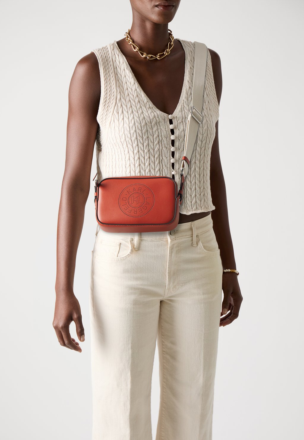 

Сумка через плечо CIRCLE SLIM CAMERA BAG KARL LAGERFELD, красный
