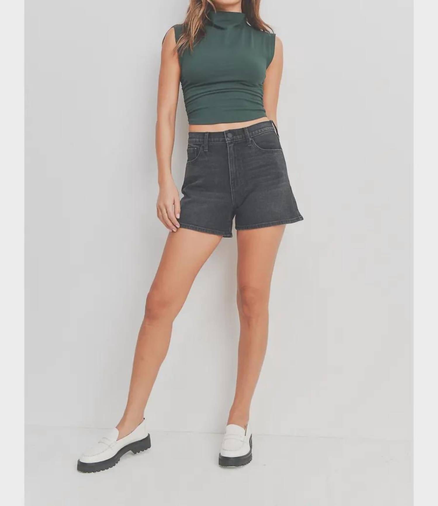 

Шорты Grayson Mom черного цвета JUST BLACK DENIM