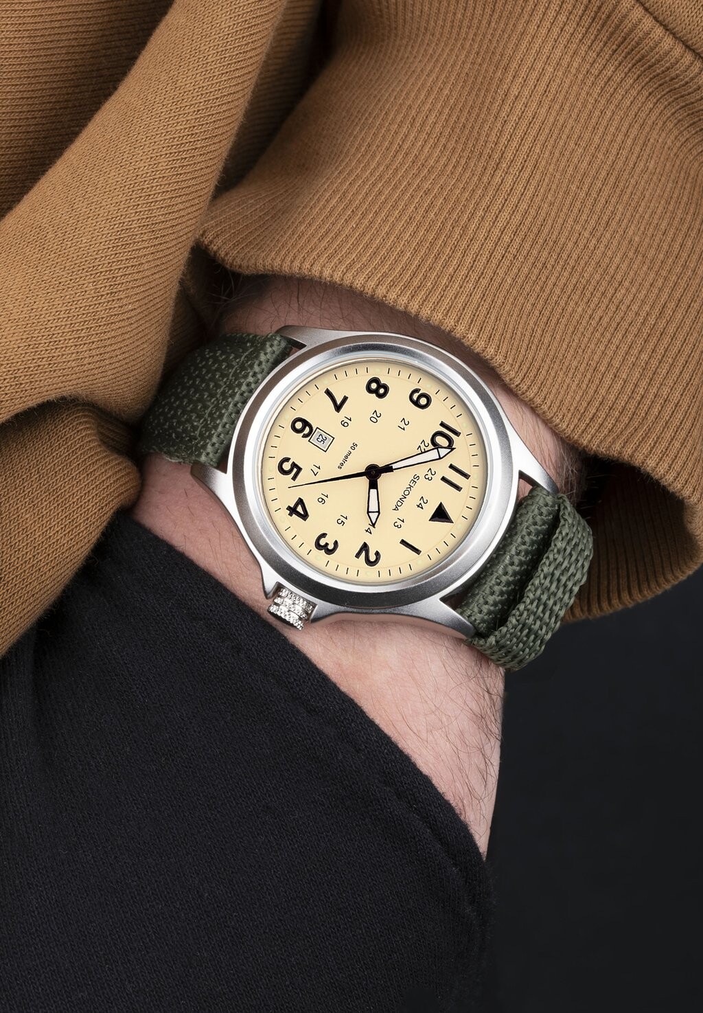 

Часы ANALOGUE WITH ALLOY ROUND Sekonda, бежевый