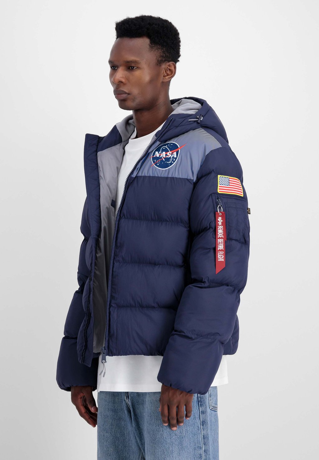 

Зимняя куртка Alpha Industries, синий