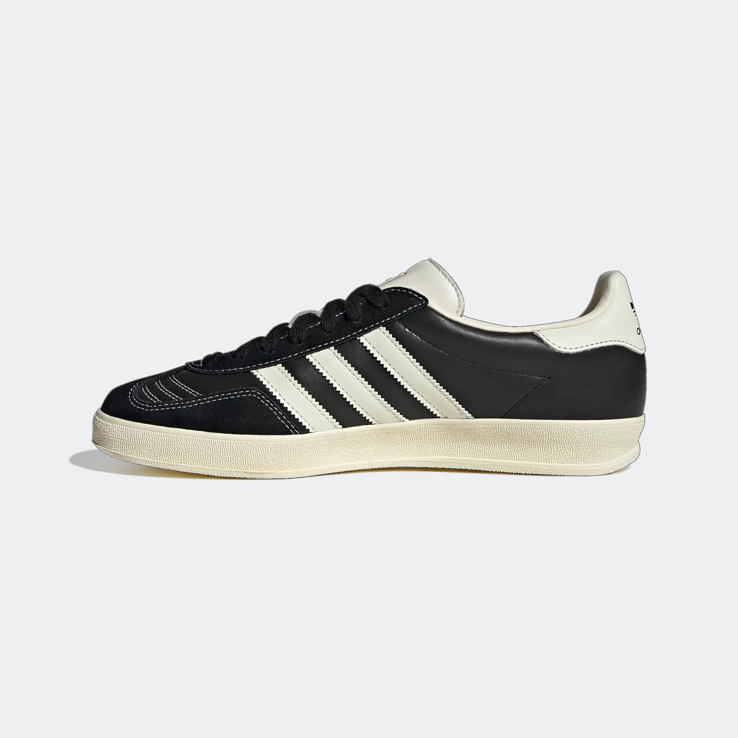 Мужские кроссовки Adidas Gazelle Indoor Core черный/кремовый/золотой, размер 8 US, мультиколор
