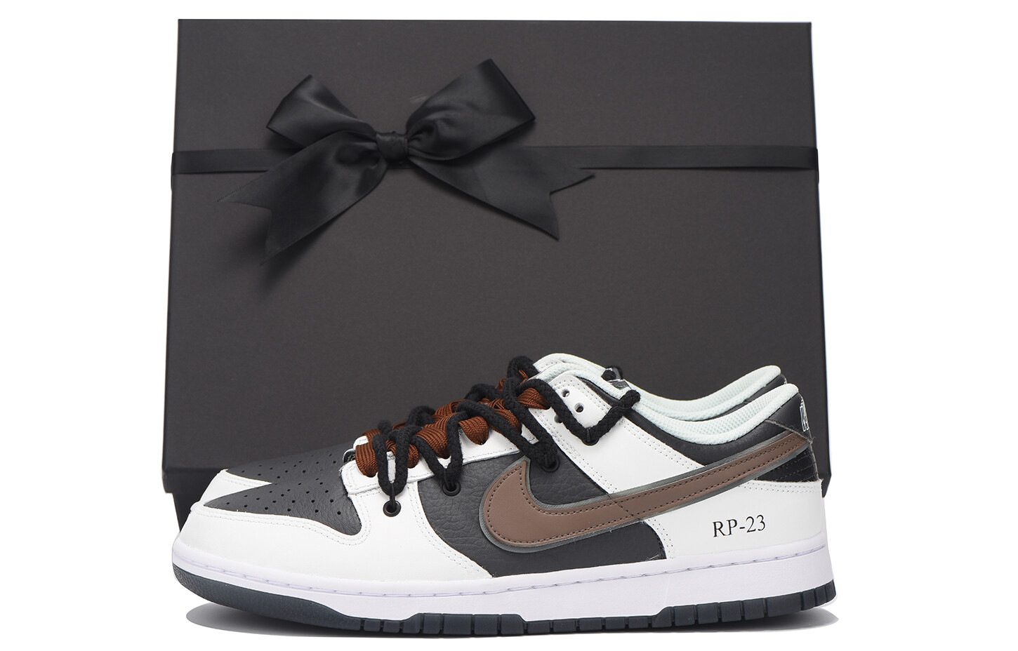 

Кроссовки Nike Dunk Skateboarding Shoes Men Low-top Black, цвет Chestnut