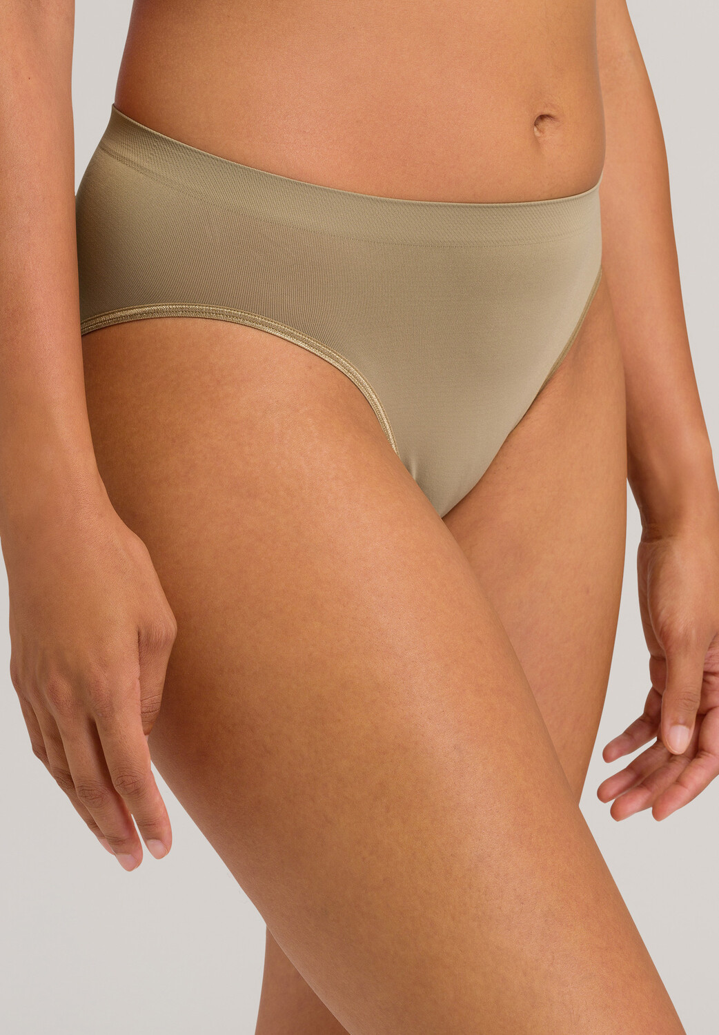 

Трусы Hanro Panty, хаки