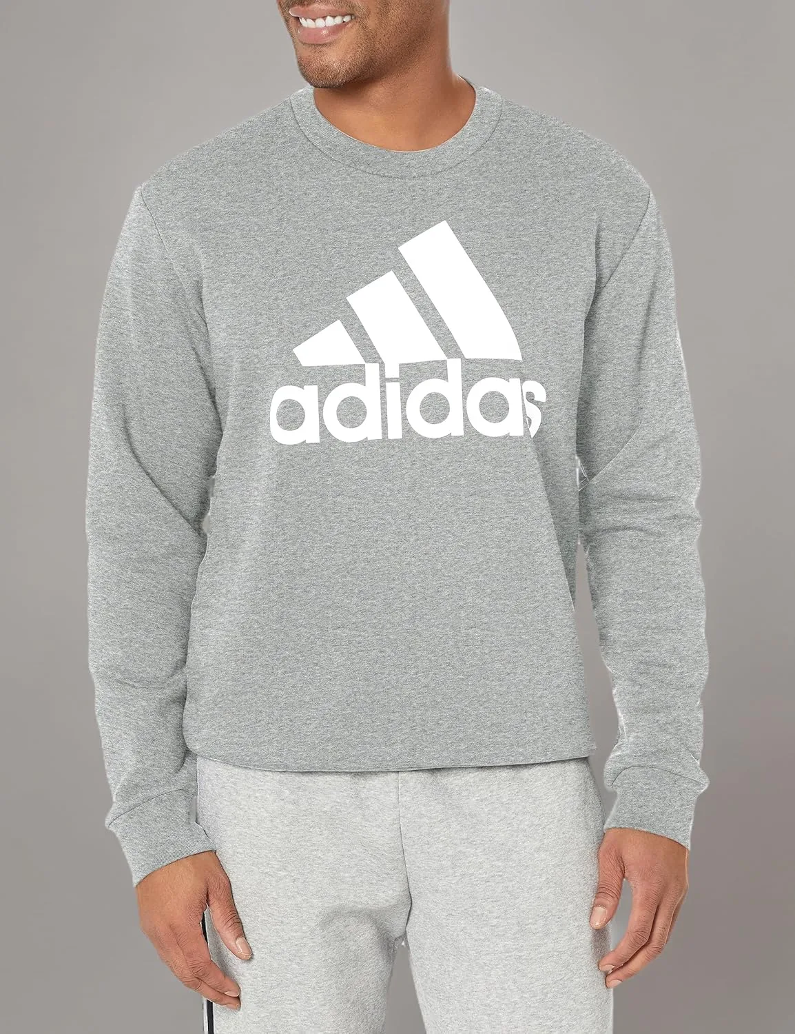 Толстовка Adidas Essentials Fleece с круглым вырезом, серый — фото 3