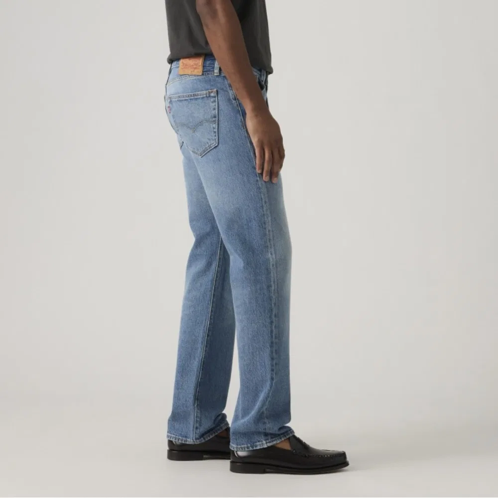 Мужские джинсы 501 Relaxed Fit Medium Wash от Levi'S — фото 2