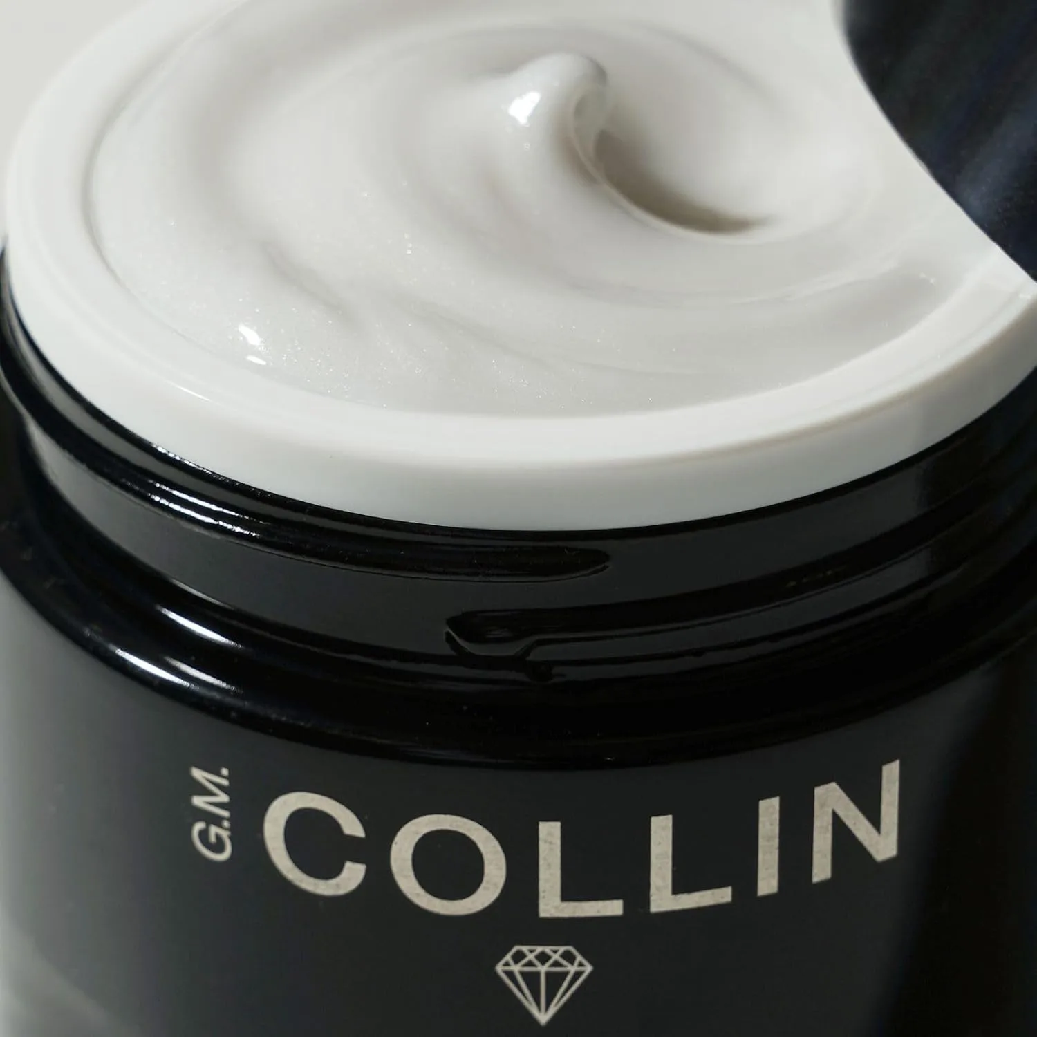 Крем GM COLLIN Diamond Cream | Антивозрастной увлажняющий крем для лица | Ежедневный уход за кожей, помогающий уменьшить видимость морщин и повысить упругость — фото 3