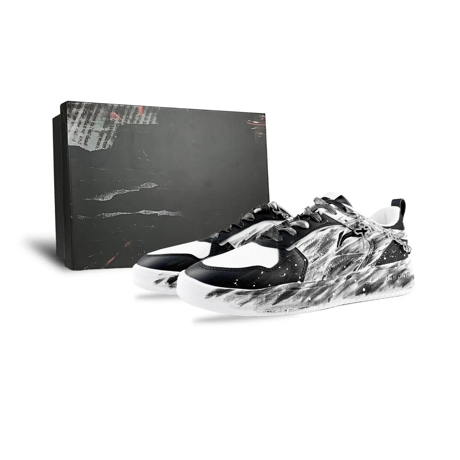 

LINING ЛиНинг Спайк Йирс Антискользящие и износостойкие кроссовки для скейтбординга мужские черно-белые (черно-белые, коробка "Темная ночь"), цвет Black White (Dark Night Box)