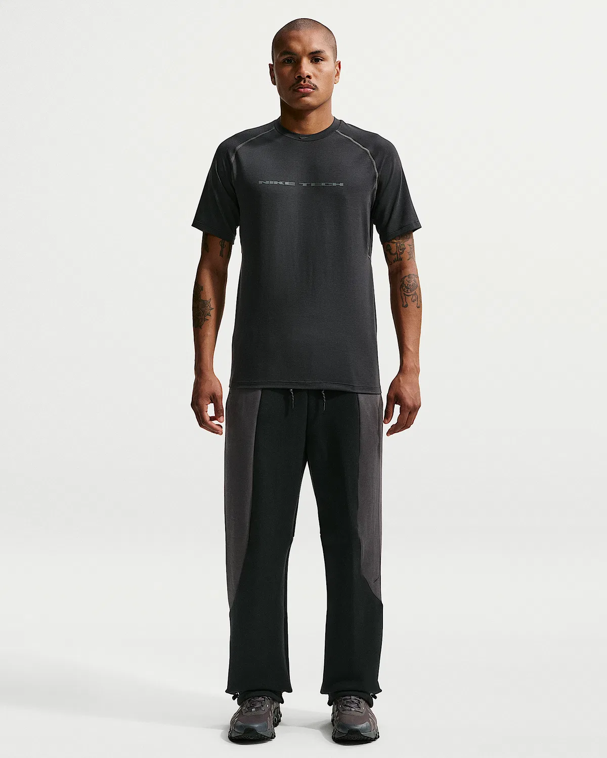 Мужские флисовые штаны Nike Tech с цветовой блокировкой и открытым низом, Black/Anthracite/Black