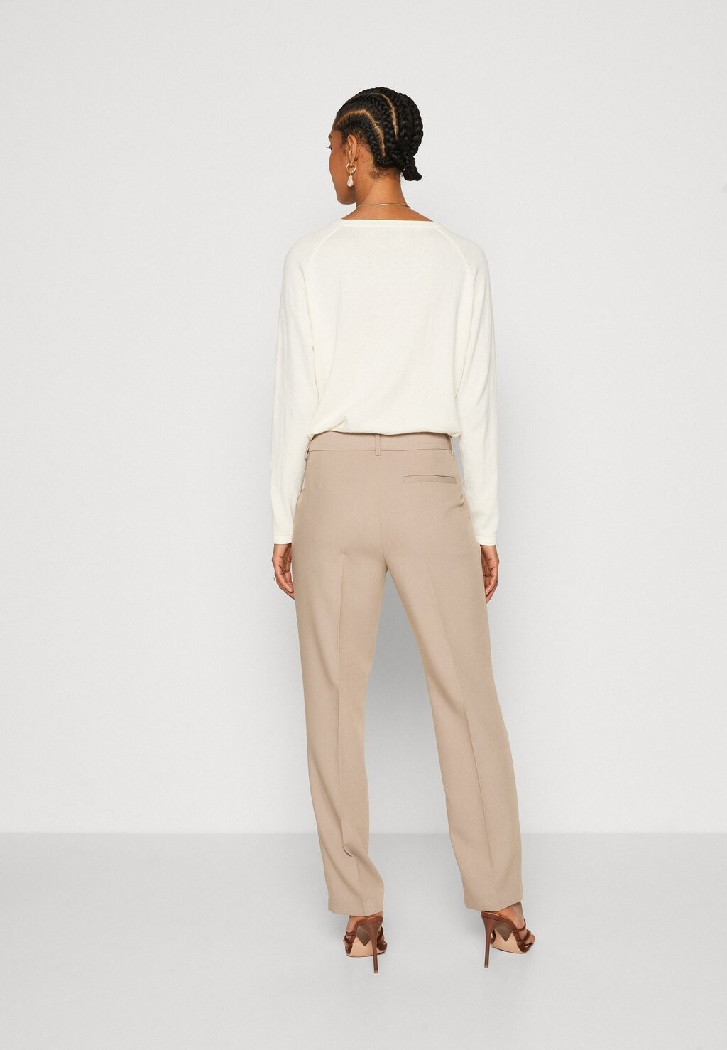 

Брюки Low Straight Esprit, светло-тауповые