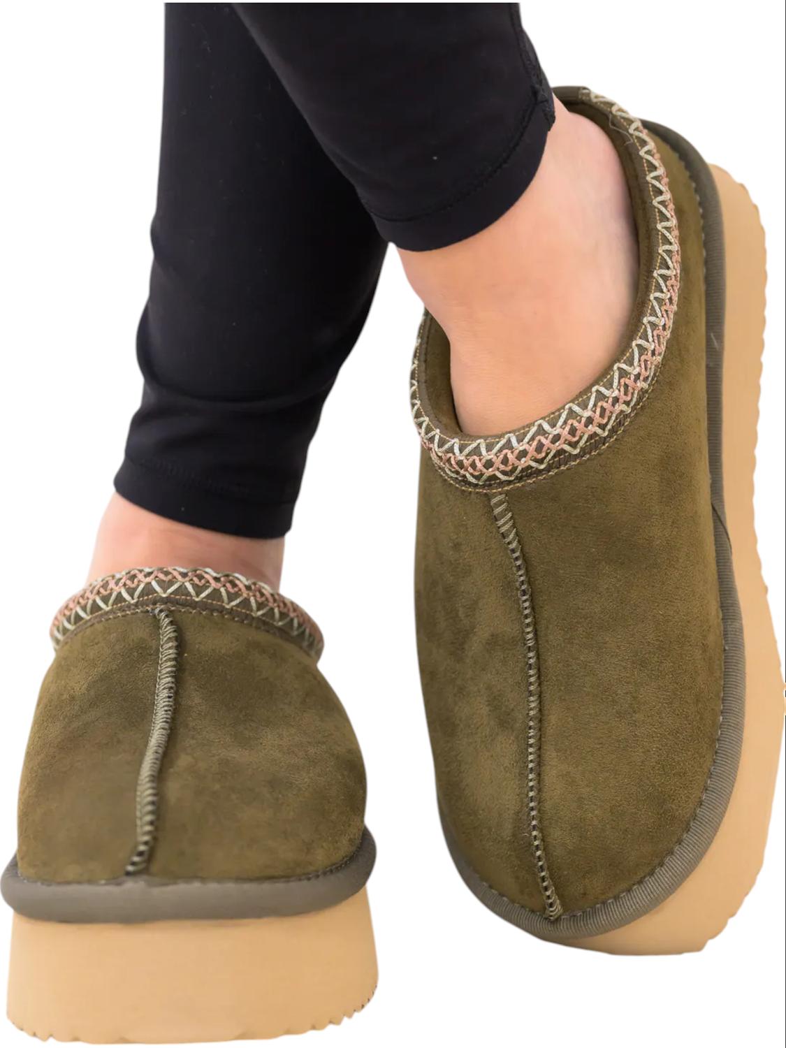 Женские туфли Pillow Talk Slip On в оливково-зеленом цвете Corkys Footwear — фото 2