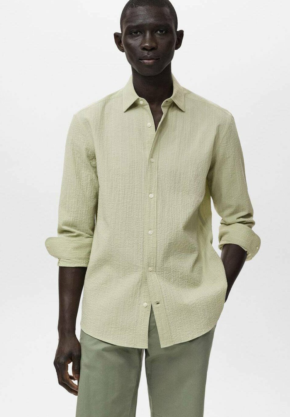 

Рубашка GESTREIFTES REGULAR FIT- MIT TEXTUR Mango, светло-зеленый