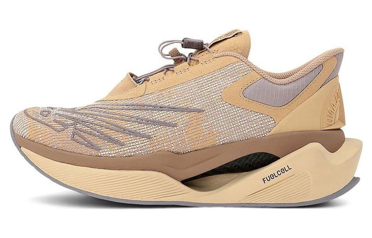 

Футболка FuelCell C_1 Stone Island Tds Tan New Balance, экрю
