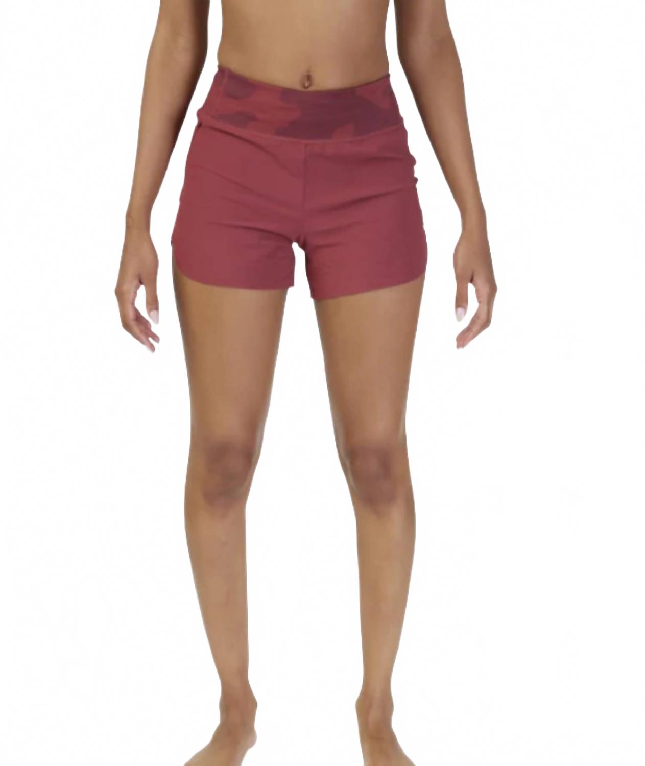 

Женские базовые шорты Core в алой расцветке Fox Racing, красный