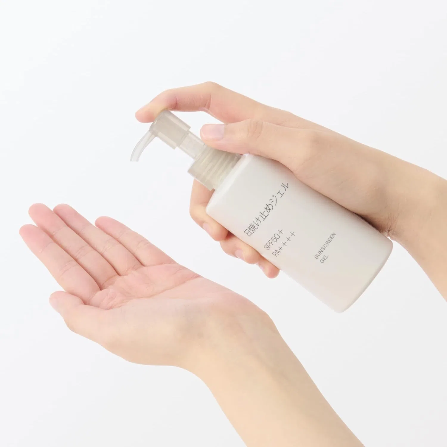 Солнцезащитный гель SPF50+ PA++++ MUJI 150 мл белый — фото 3