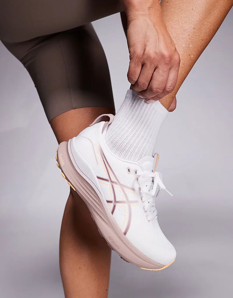 Кроссовки для бега Asics Gel-Kayano 32 белого и оранжевого цветов — фото 4