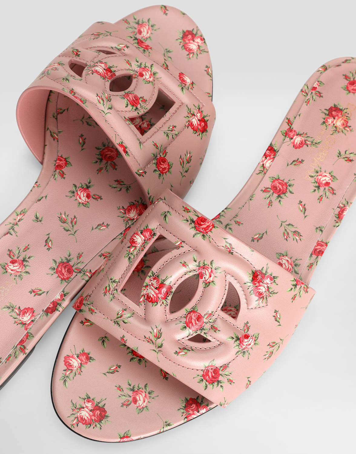 Кожаные плоские тапочки с принтом из маленьких роз DOLCE & GABBANA, мультиколор — фото 4