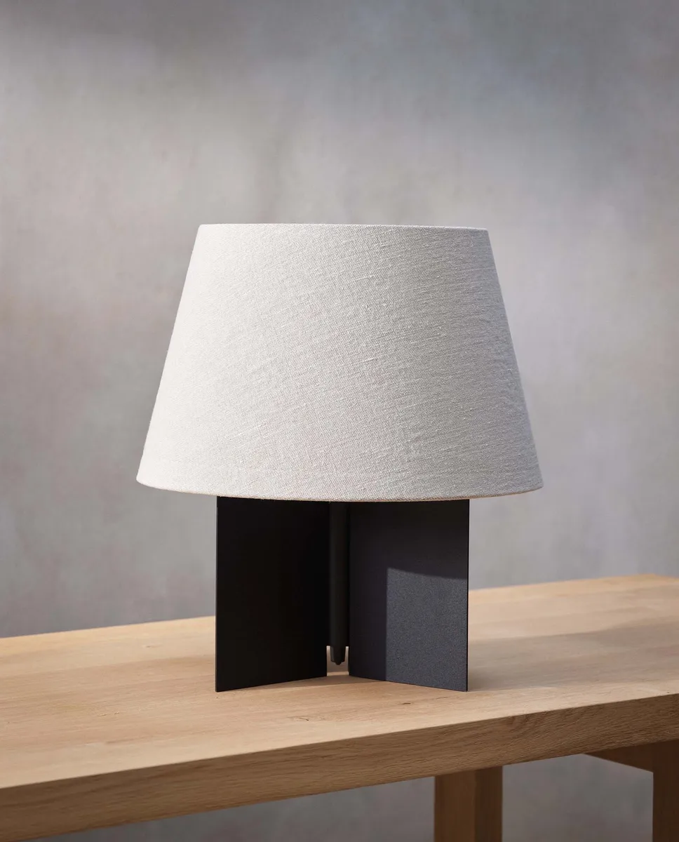 

Настольная лампа 01 Zara Home, черный
