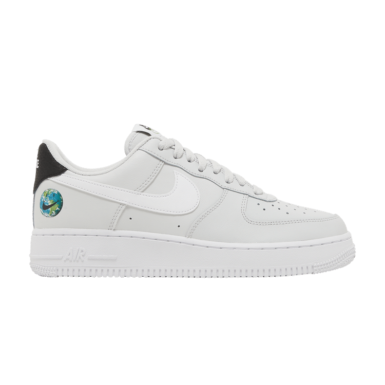 

Кроссовки Nike Air Force 1 '07 LV8 2 'Have A Nike Day - Earth', серый