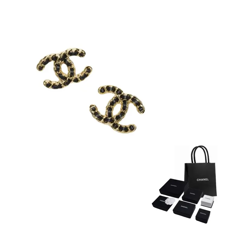 

Металлические серьги-гвоздики из ягненка с золотом CHANEL, черный золотой