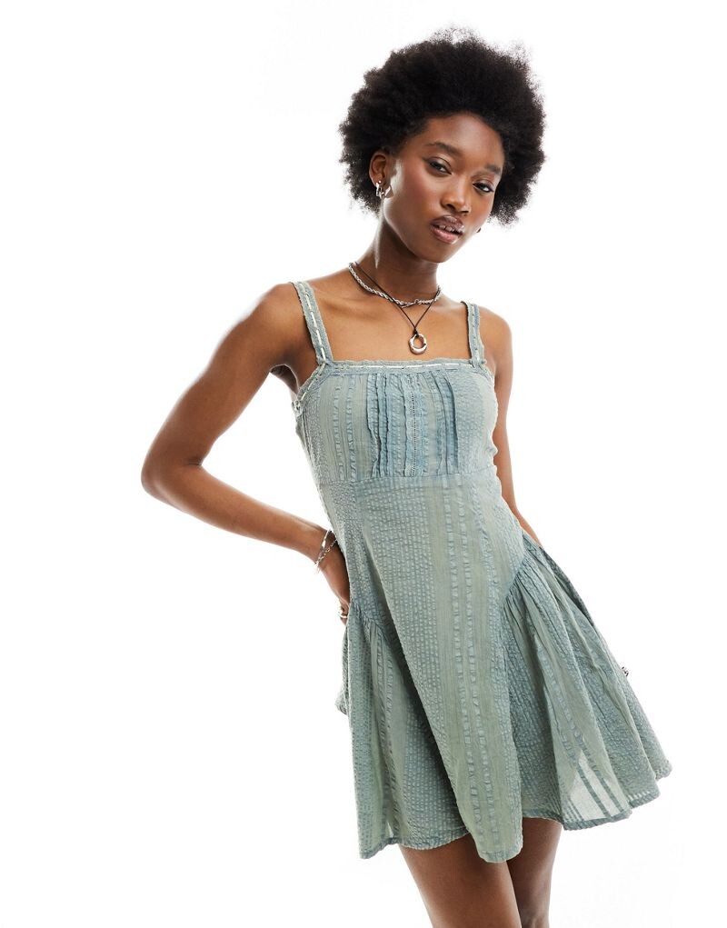 

Летнее платье мини цвета хаки с бретелями ASOS DESIGN