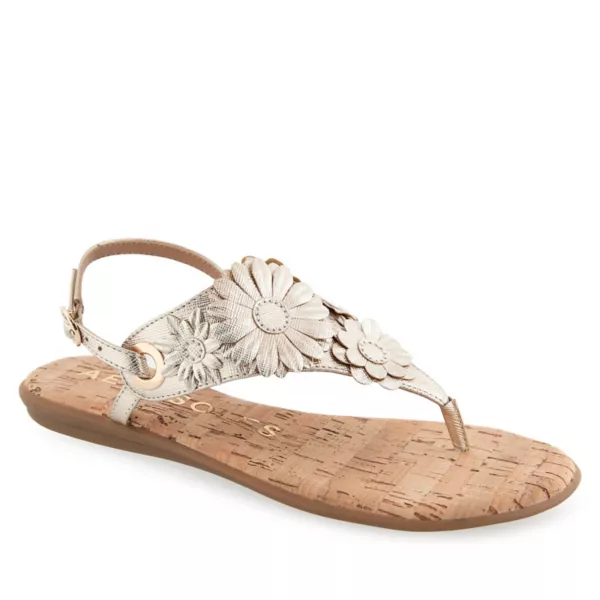 Женские сандалии-шлепки Connie с открытой пяткой Aerosoles, цвет gold metallic