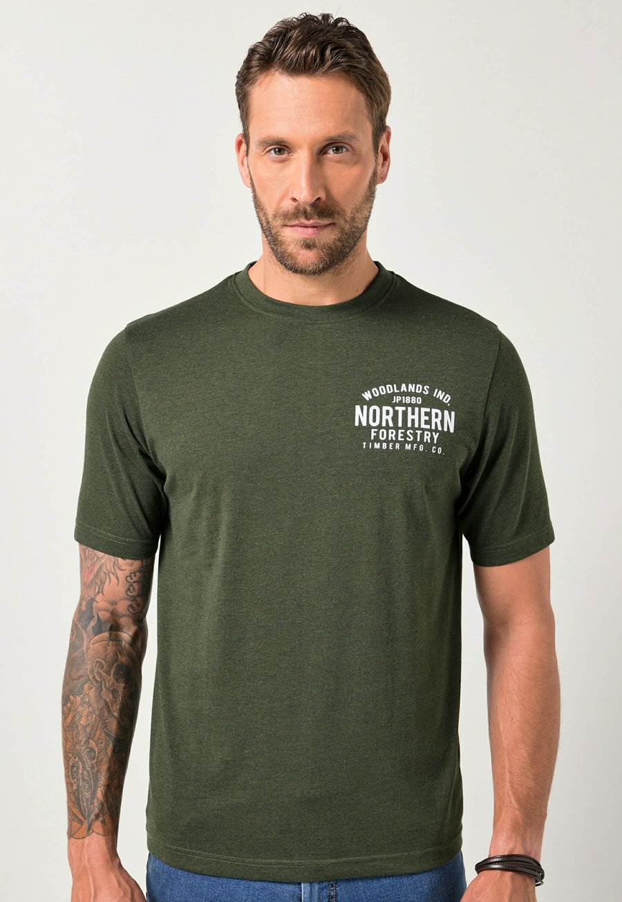 

Футболка JP1880 Print T-shirt, Dark Sea Grass/Dark Green, Зеленый, Футболка JP1880 Print T-shirt, Dark Sea Grass/Dark Green