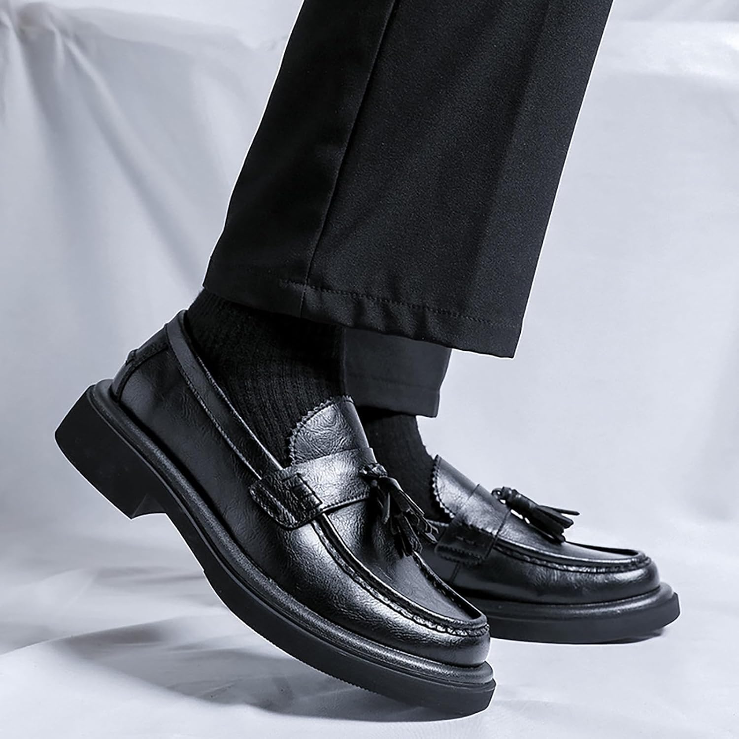 Мужские кожаные лоферы с кисточками - туфли на платформе Penny Slip-On с круглым носком, с нескользящей подошвой для работы в офисе и бизнеса Zghnp, черный — фото 4
