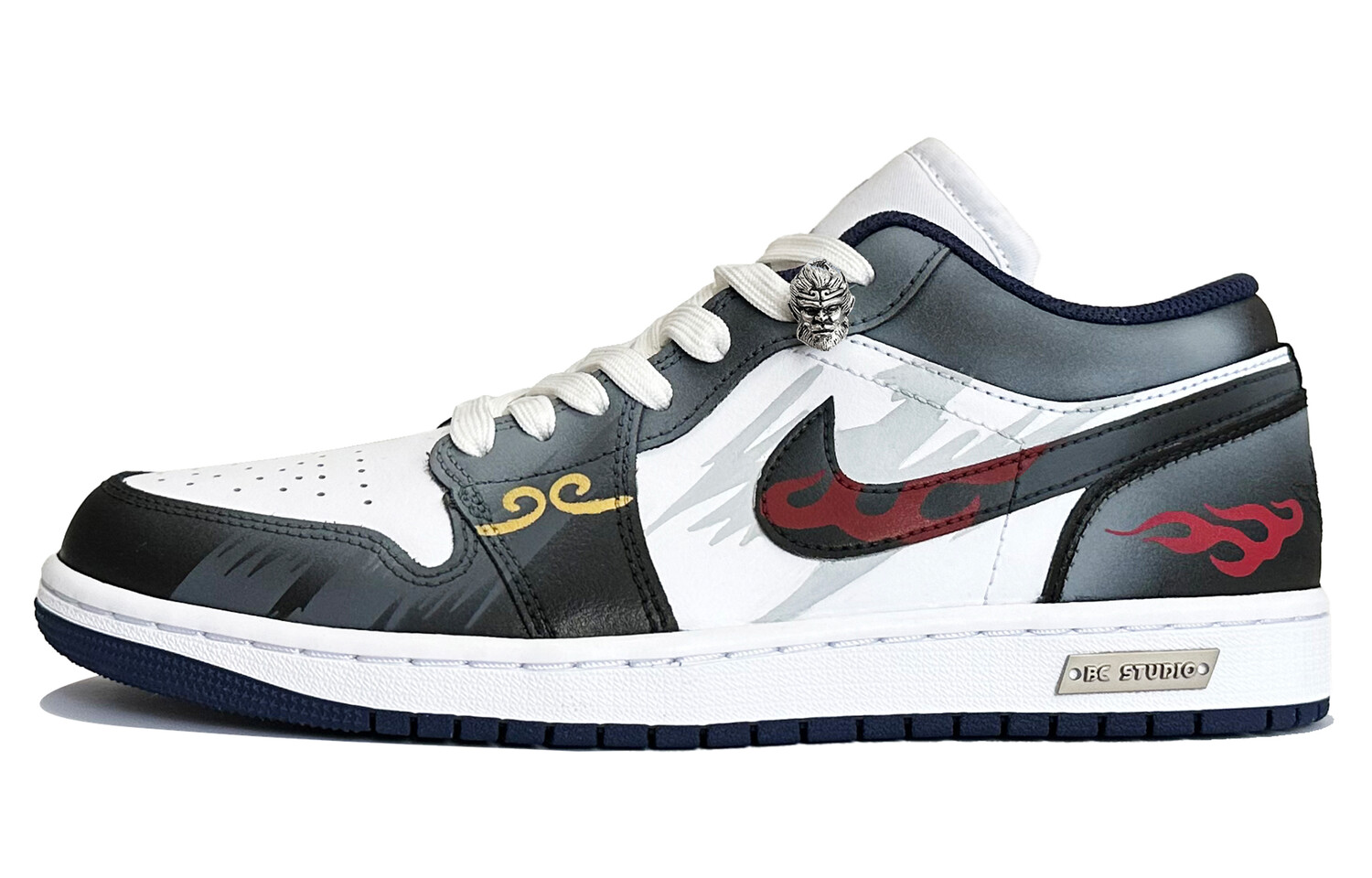 

Баскетбольные кроссовки Air 1 Vintage Men Low-Top Grey/White Jordan, Белый, Баскетбольные кроссовки Air 1 Vintage Men Low-Top Grey/White Jordan