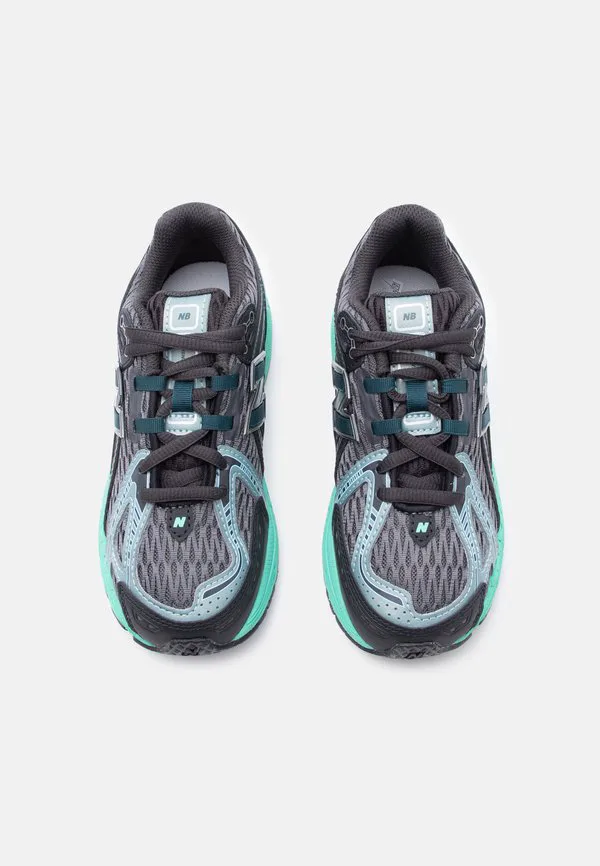 Кроссовки унисекс 1906 года New Balance, Black Metallic/Deep End — фото 4