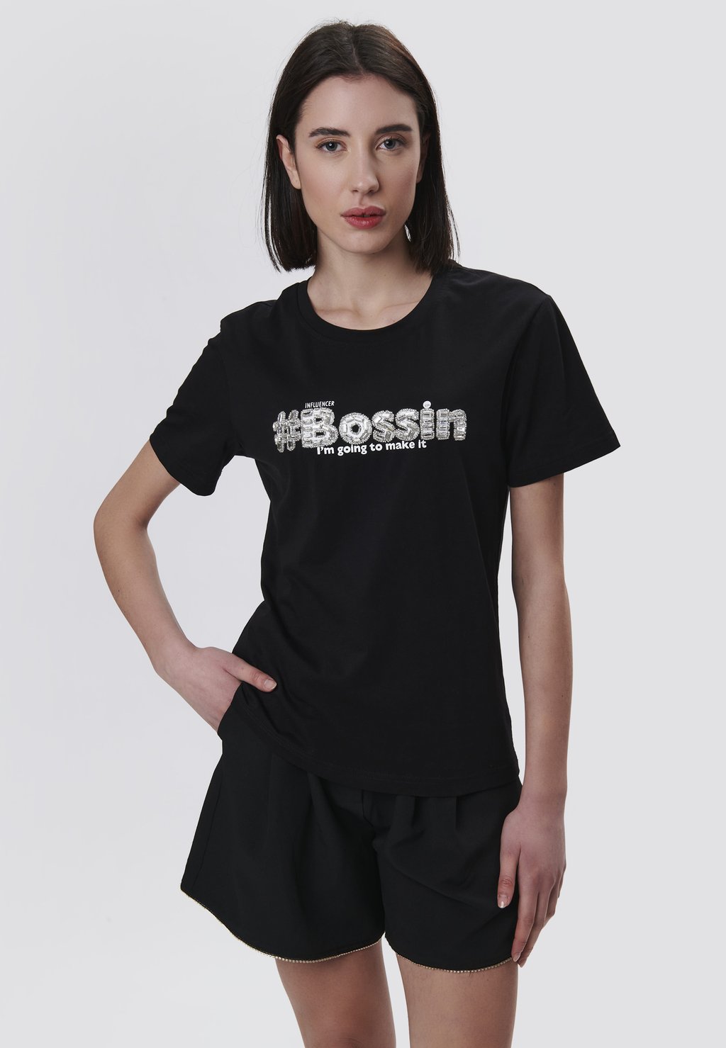 

Футболка с принтом BOSSING INFLUENCER, черный