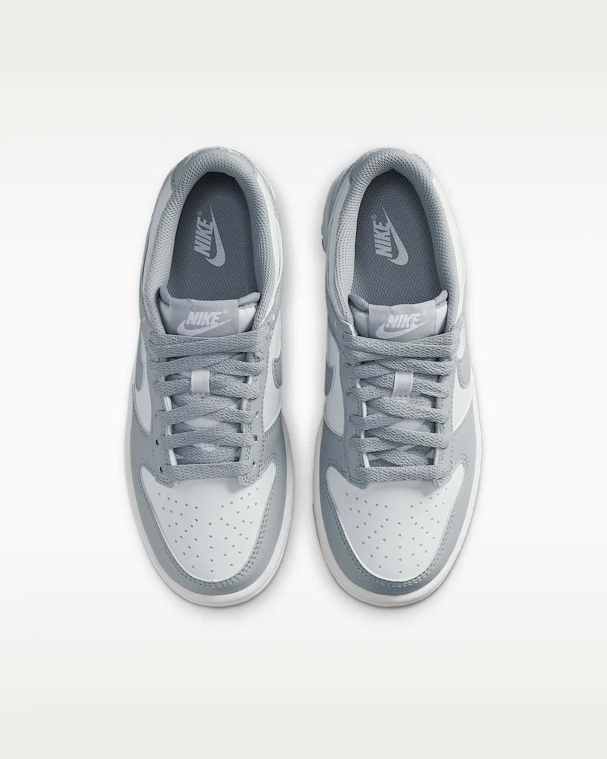 Кроссовки Nike Dunk Low для детей, White/White/Light Smoke Grey — фото 4