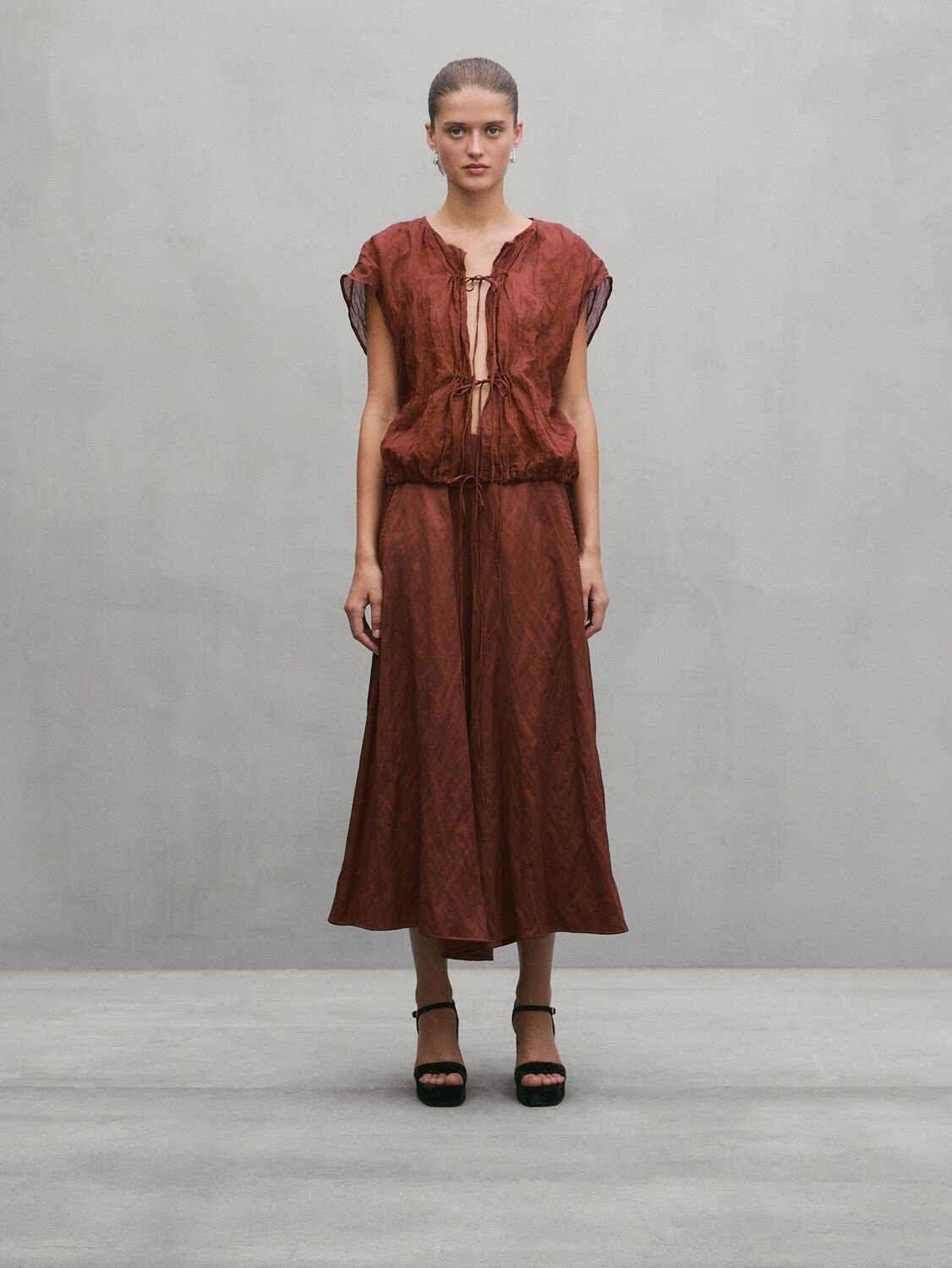 

Рубашка из хлопковой смеси с завязками - студия Massimo Dutti, коричневый