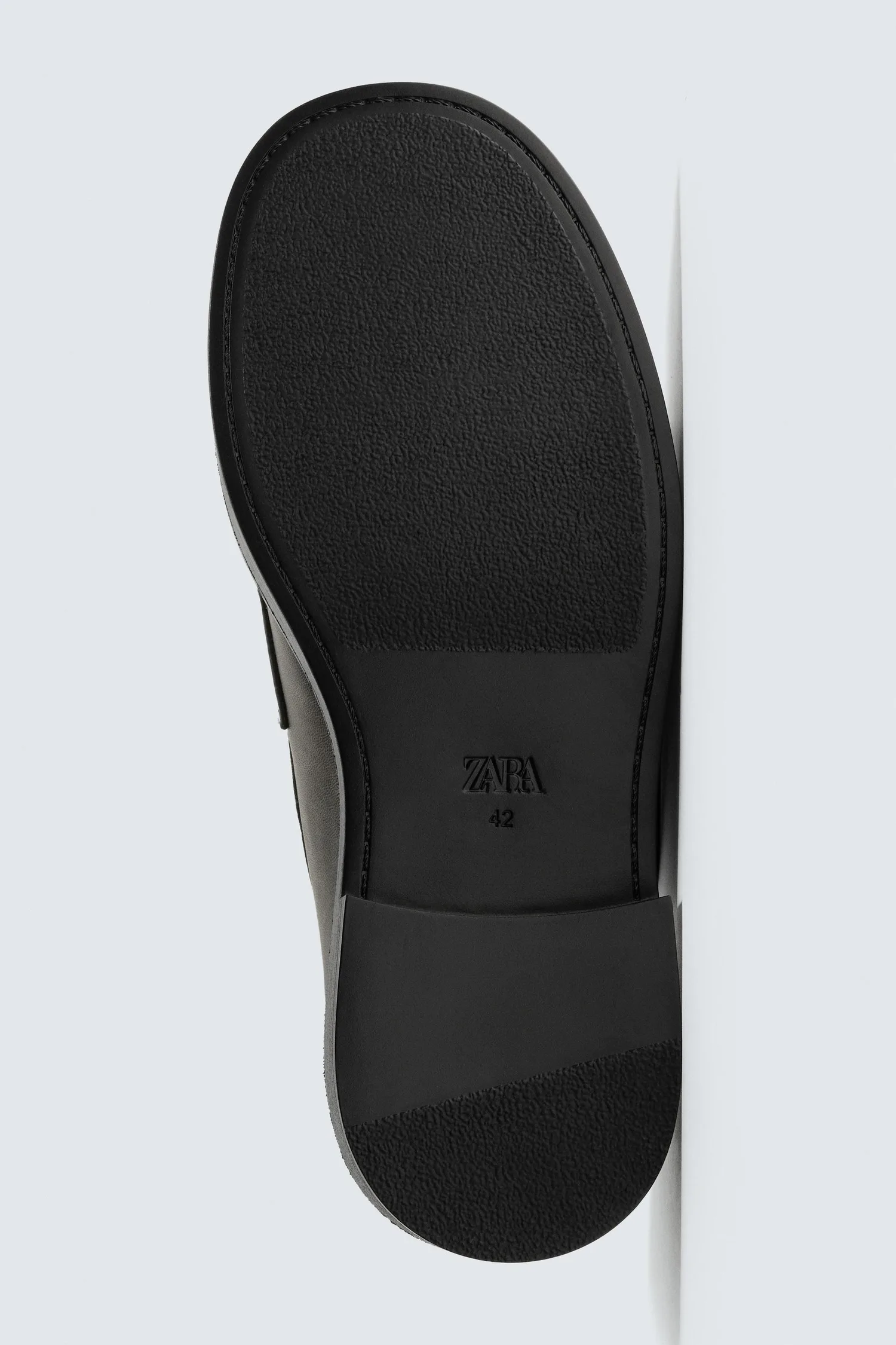 Поношенные лоферы с монетоприемником Zara, черный — фото 4