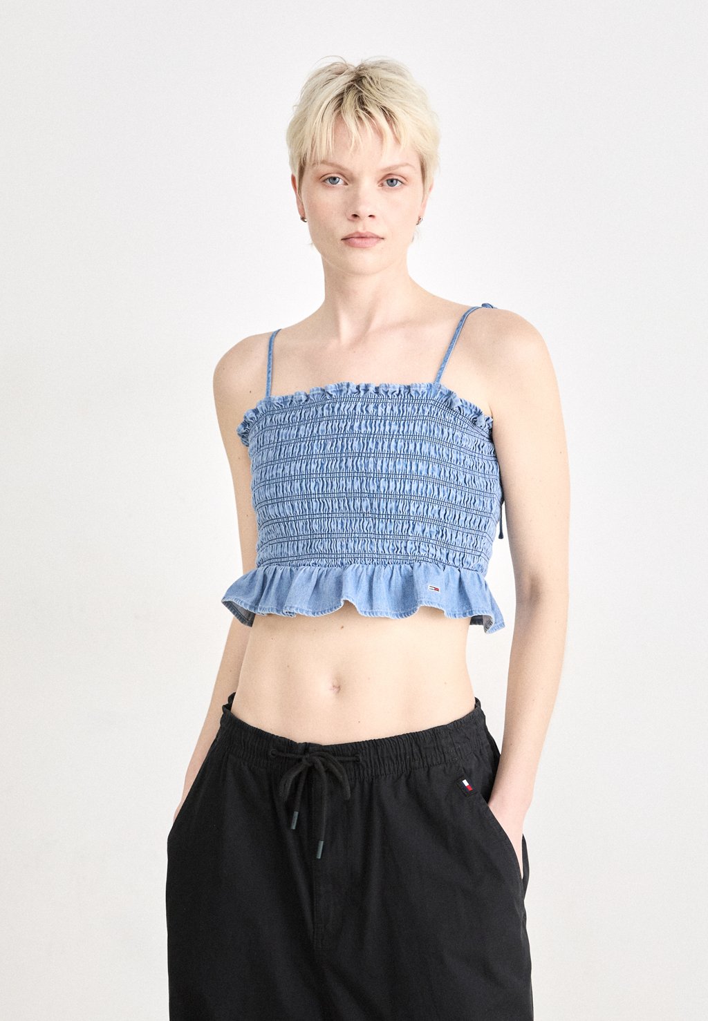

Блуза RUCHED CHAMBRAY - Top Tommy Jeans, цвет Denim Medium