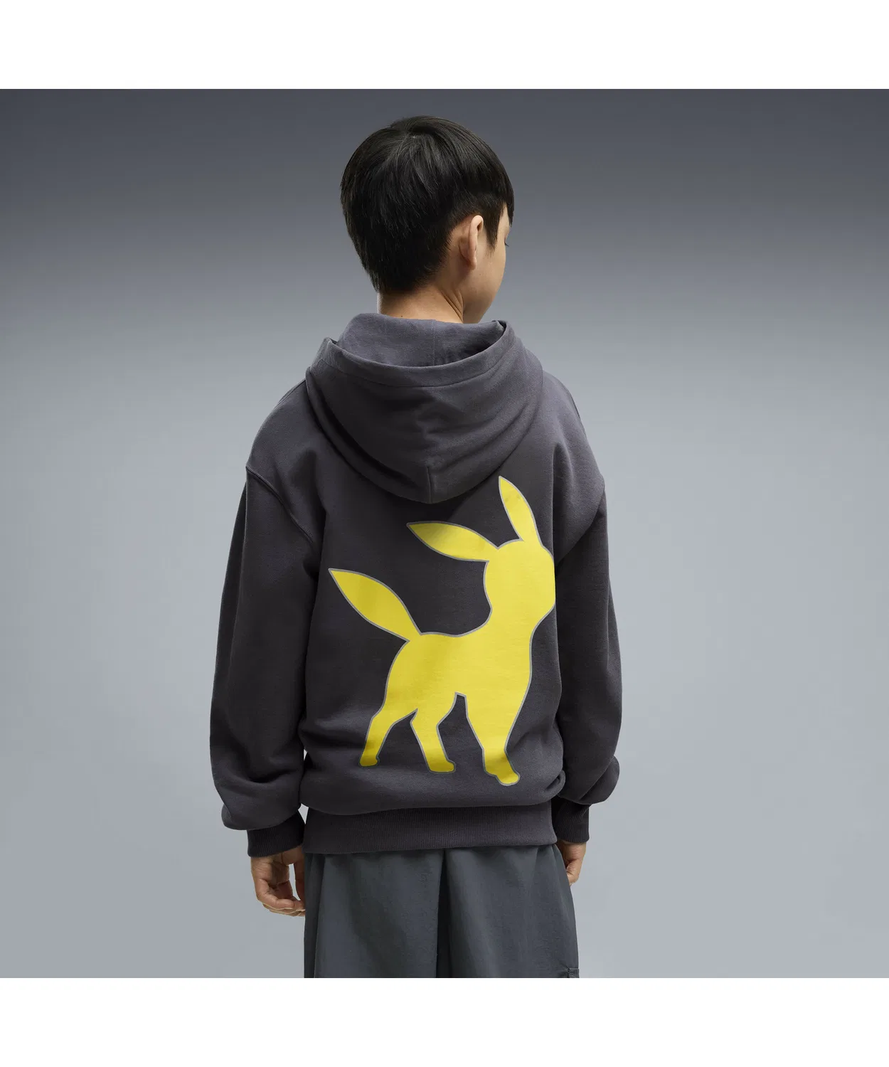 Детская худи PUMA x Pokémon Relaxed Graphic Hoodie серая — фото 2