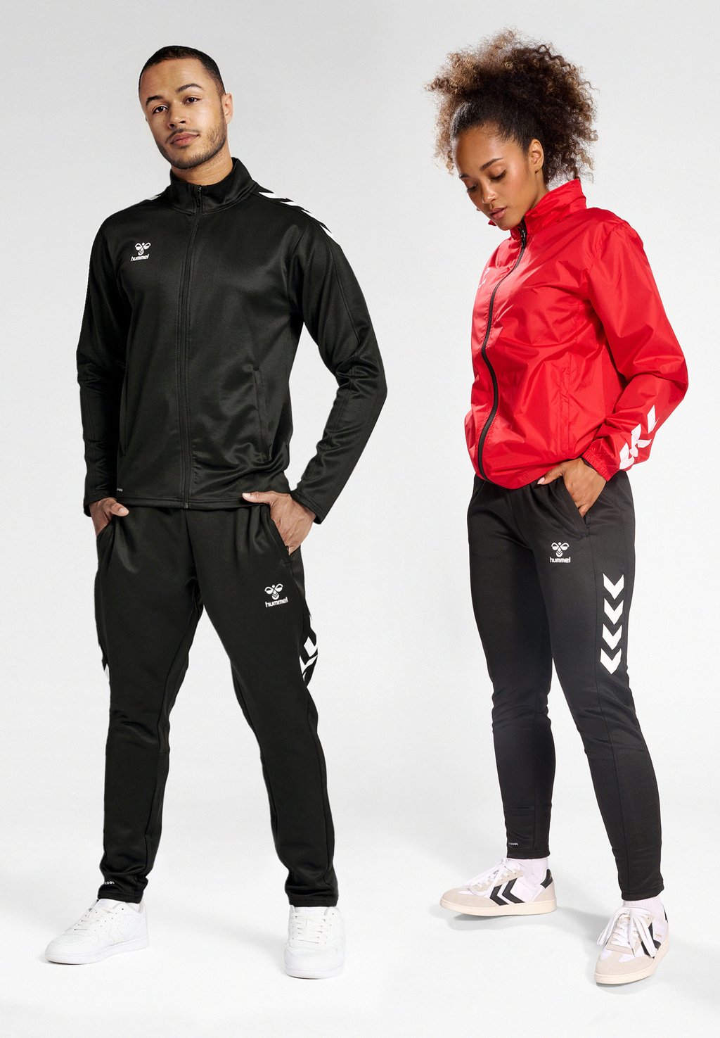

Спортивные штаны CORE Hummel, черный