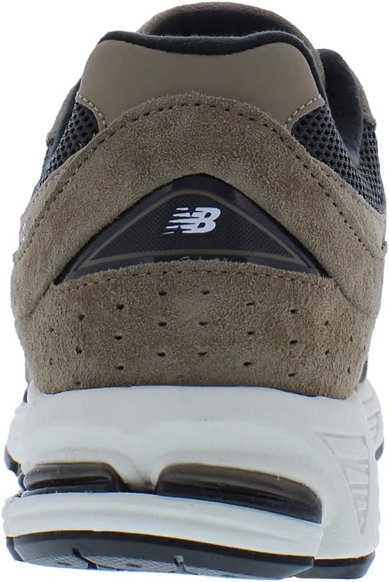 Мужские кроссовки New Balance M2002RCC, черный/коричневый — фото 4