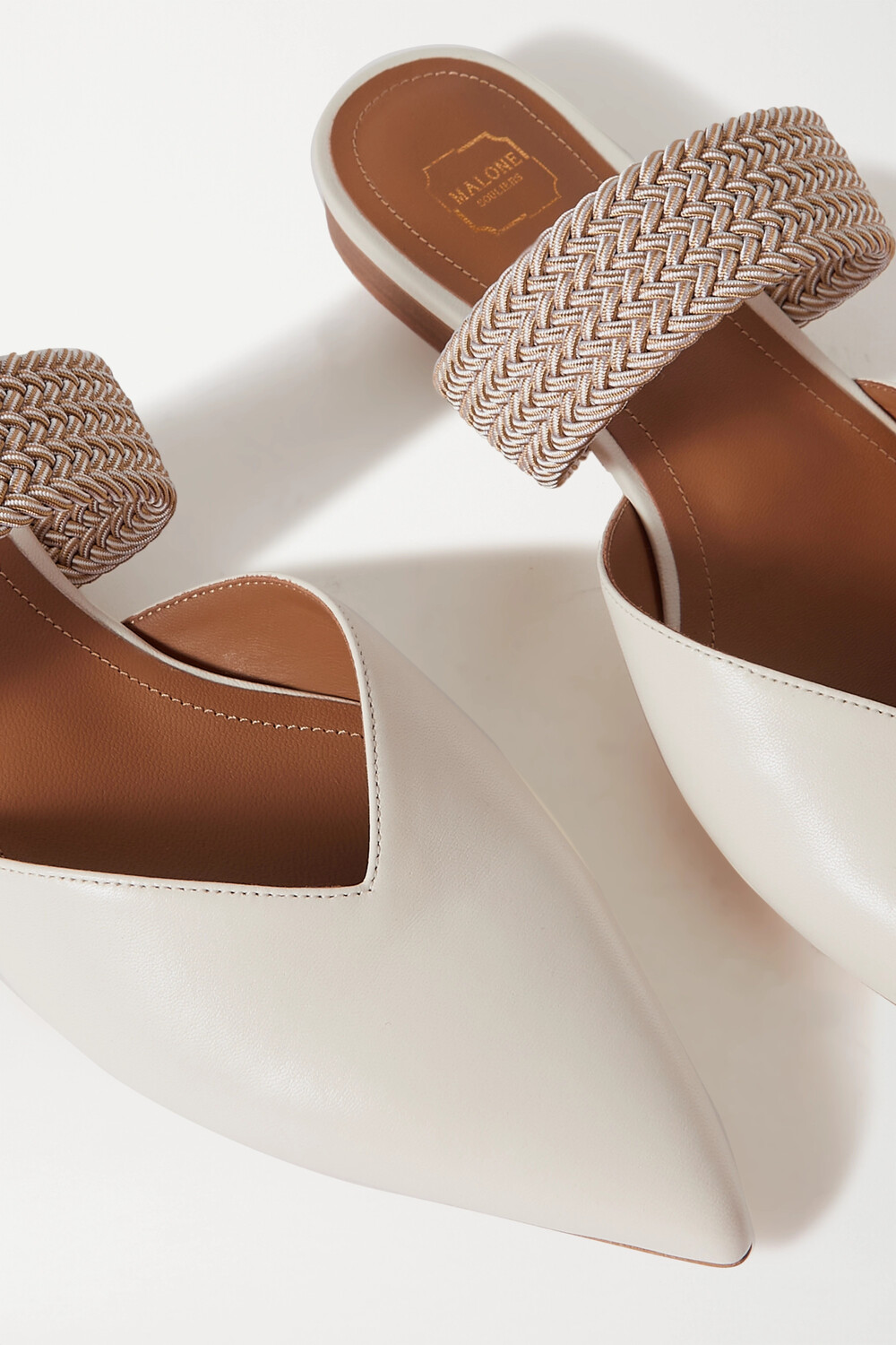 MALONE SOULIERS Кожаные балетки Maisie с острым носком и отделкой шнуром, кремовый — фото 2
