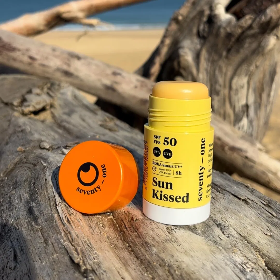 Солнцезащитный стик для лица SPF 50 «Sun Kissed» от SeventyOne Percent Seventyone Percent — фото 4
