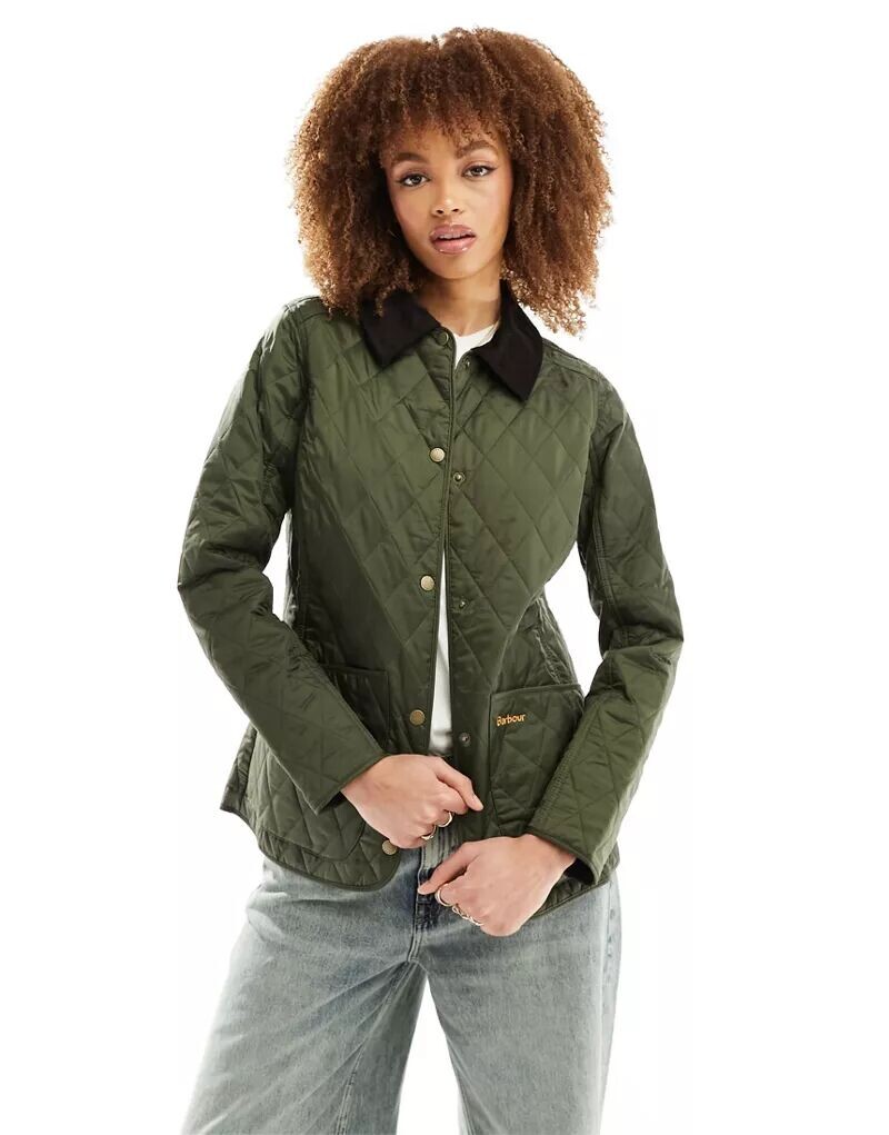 

Стеганая куртка Barbour Annandale оливкового цвета с вельветовым воротником и ромбовидными узорами