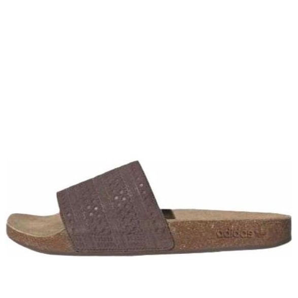 

Шлепанцы Adidas Originals Adilette 'Brown Gum'