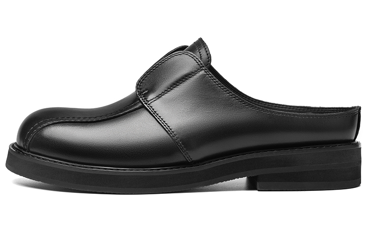 

Стильные сандалии мужские черные TUATARA