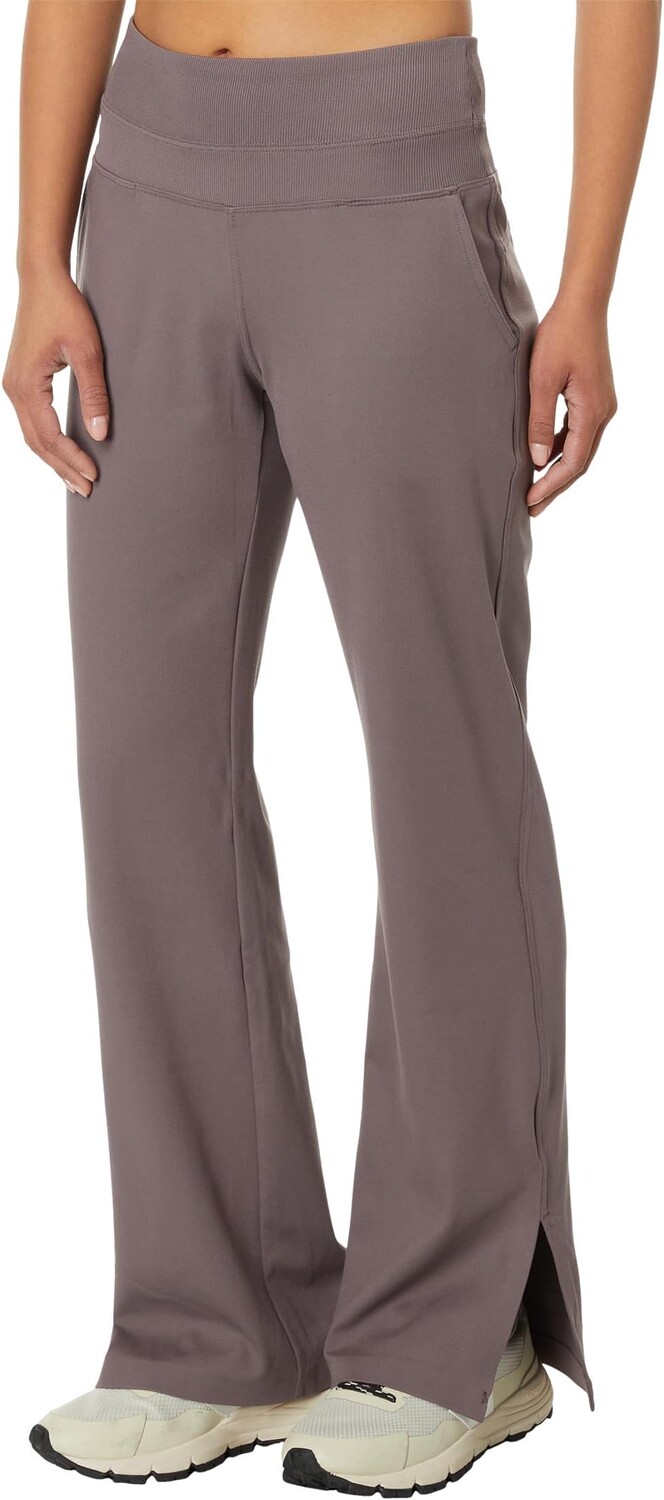 

Брюки-клеш свободного кроя с влагоотводящими свойствами Jockey Active, цвет Plum Truffle