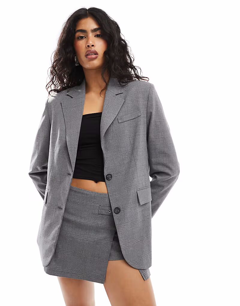 

Свободный блейзер Pull&Bear в серую клетку