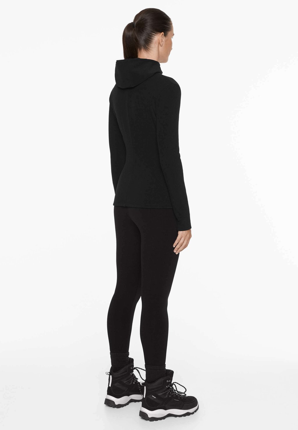 

Толстовка на молнии SUPER EXTRA WARM TECHNICAL OYSHO, черный