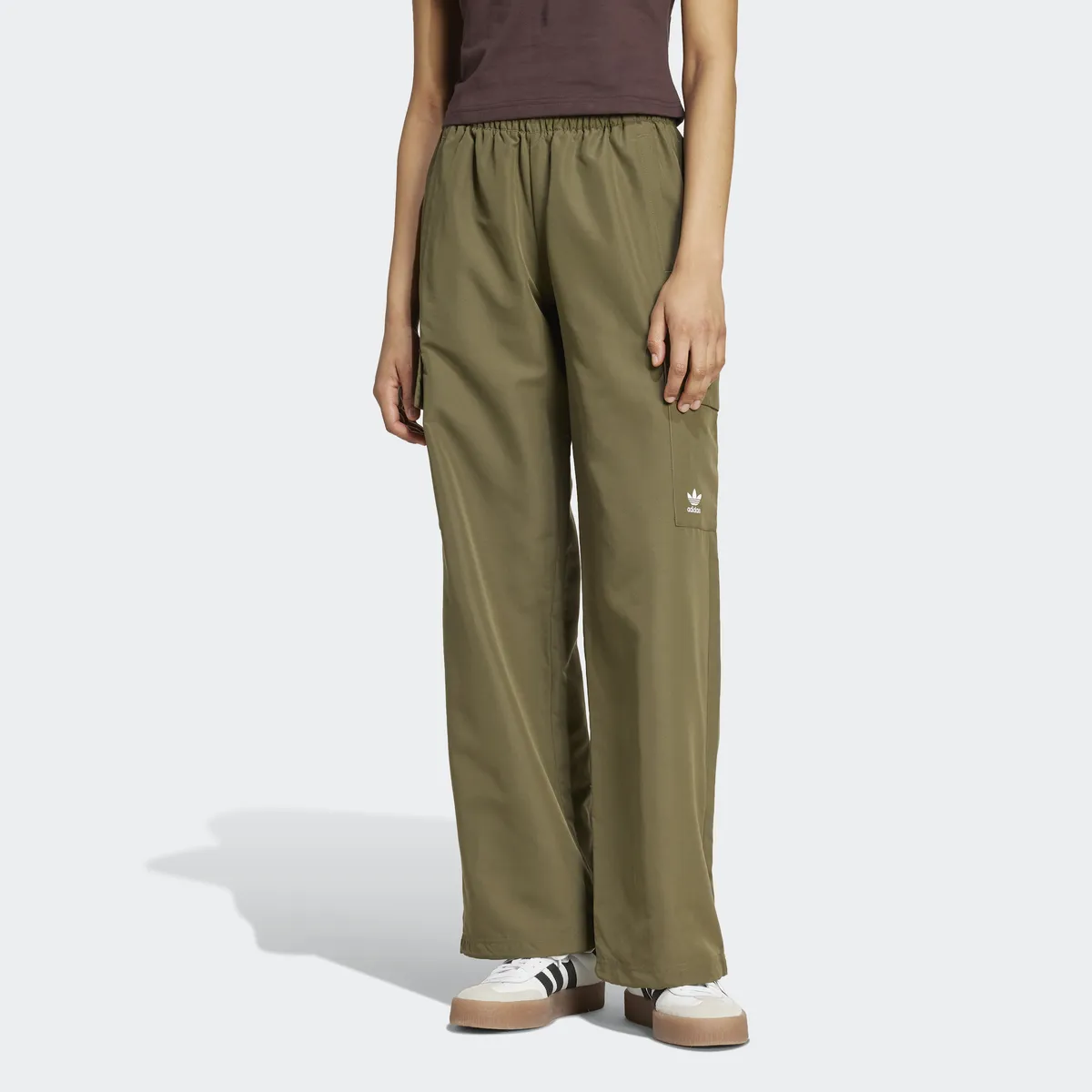 

Спортивные брюки Adidas Originals "ESS WOVEN CARGO" (1 шт.), оливковый