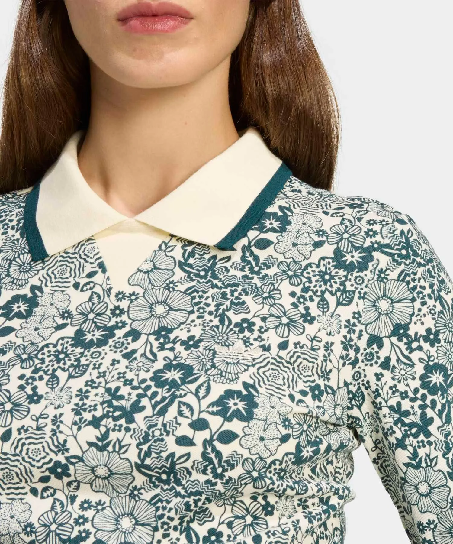 Женская футболка adidas Originals × Liberty London с цветочным принтом JW5273 белая с зелёным — фото 4