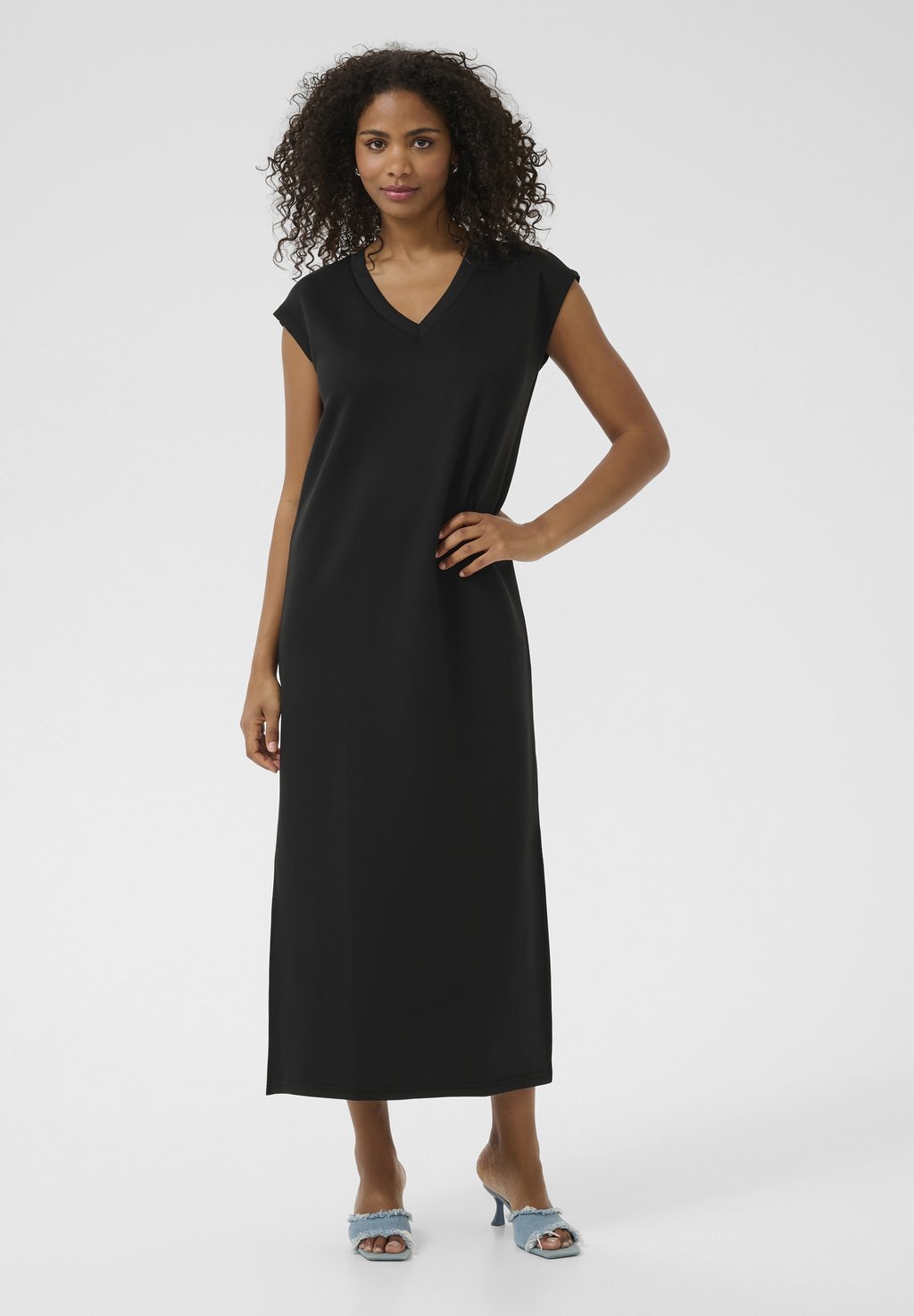 

Платье из джерси KAANNIKA - Maxi dress Kaffe, цвет Black Deep