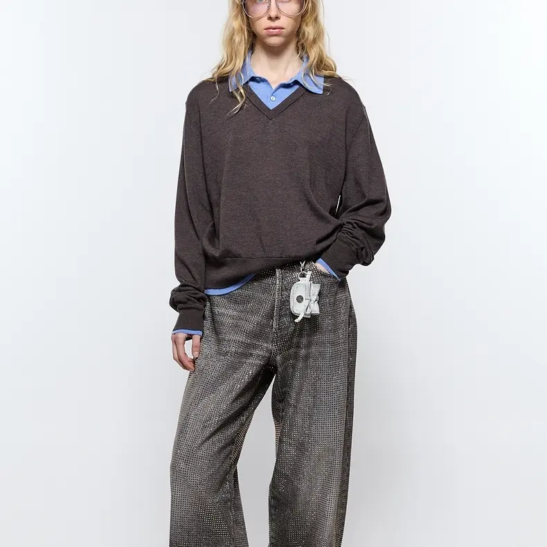 Женская трикотажная коллекция весна-лето 2026 Acne Studios, коричневый/синий — фото 3
