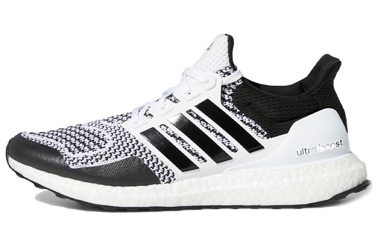 

Кроссовки Adidas Ultraboost 1.0 унисекс